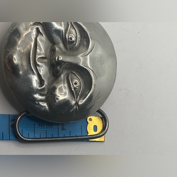 Vtg 70’s Bergamot Brass Works Art Nouveau Style Moon Face Belt Buckle 2.4” - Picture 9 of 10